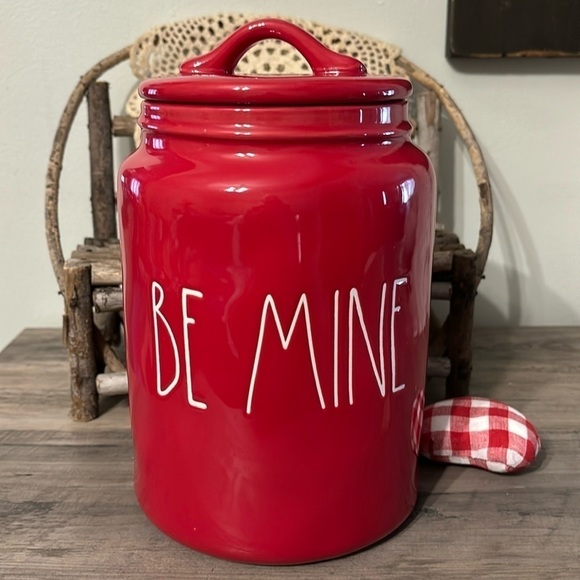 NWT RAE DUNN TALL BE MINE CERAMIC RED CANISTER - Picture 1 of 13